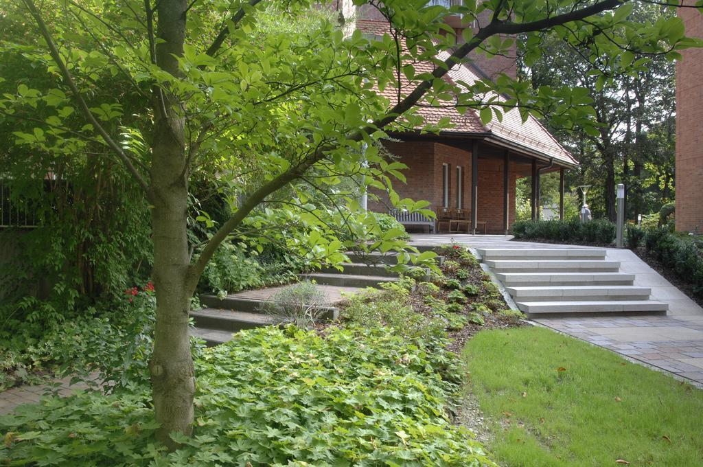 Hotel Am Alten Park Augsburg Exterior photo